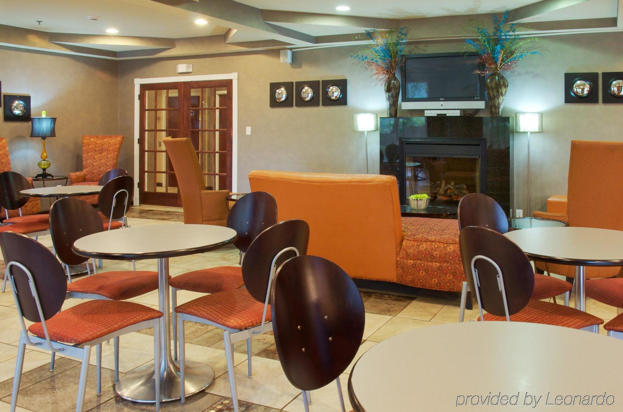Holiday Inn Express & Suites Alexandria, An Ihg Hotel Restaurant foto